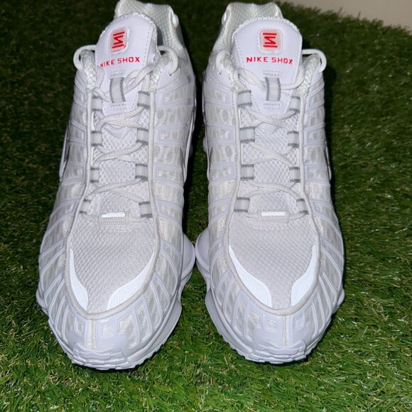 Nike Shox TL White/Metallic Silver Running Shoes Mens Size 8.5 AV3595-100 NEW - Picture 3 of 9